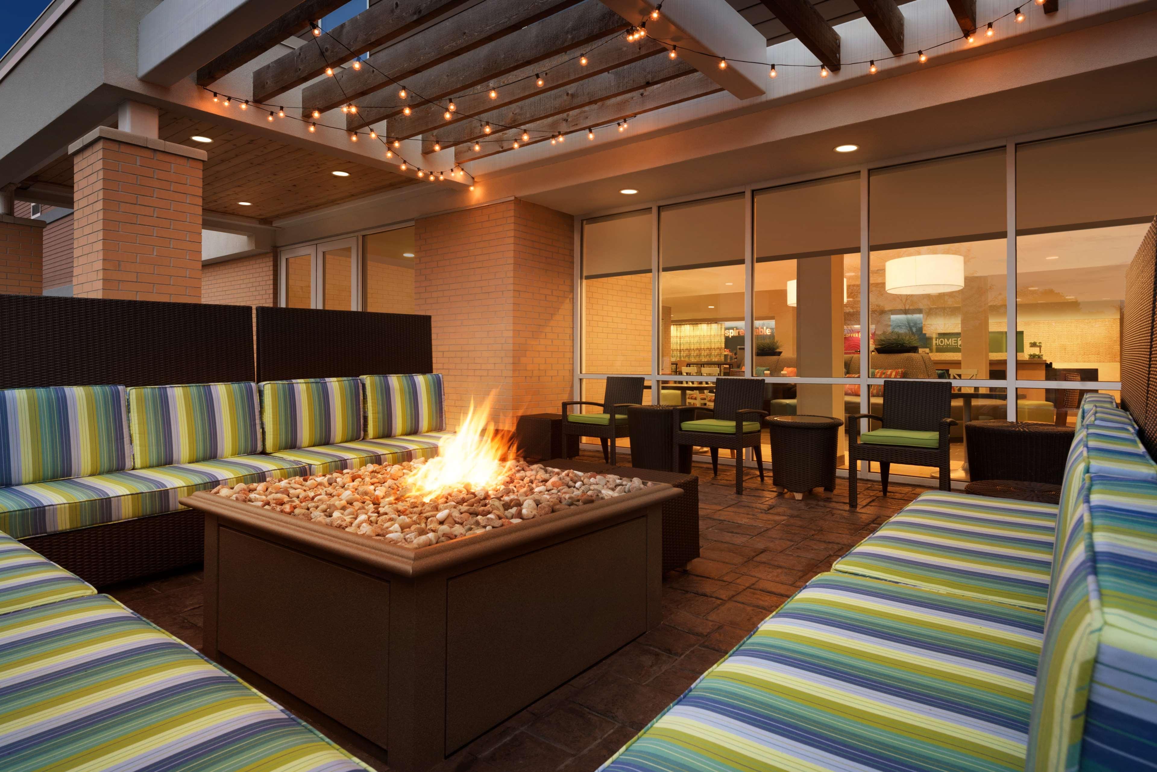 Home2 Suites By Hilton Milwaukee Brookfield Waukesha Bagian luar foto