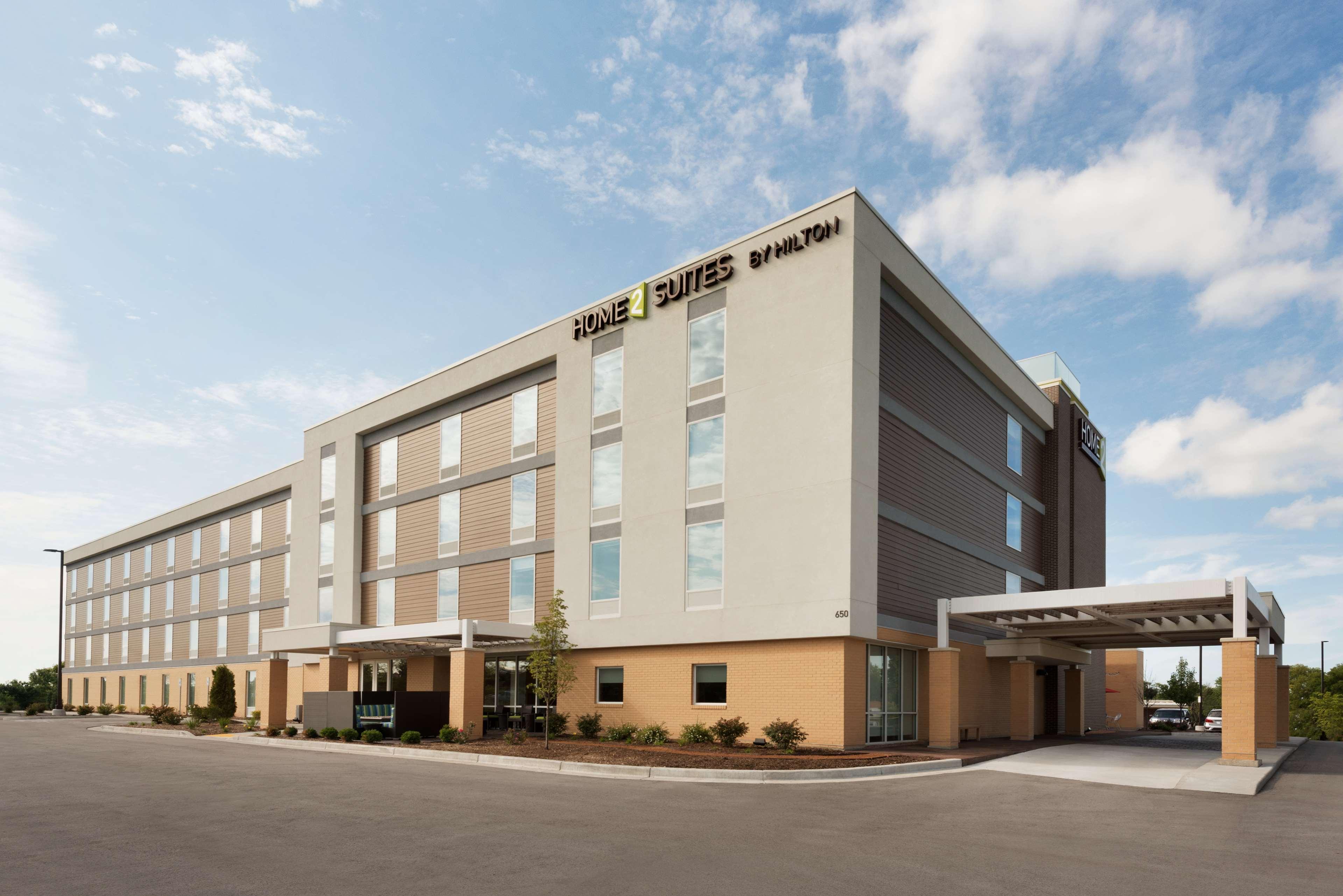 Home2 Suites By Hilton Milwaukee Brookfield Waukesha Bagian luar foto